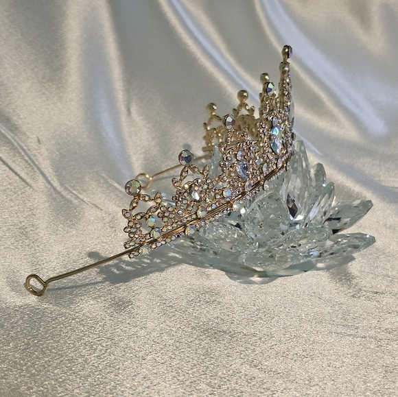 Queen Crown Rhinestone - Picture 2 of 2